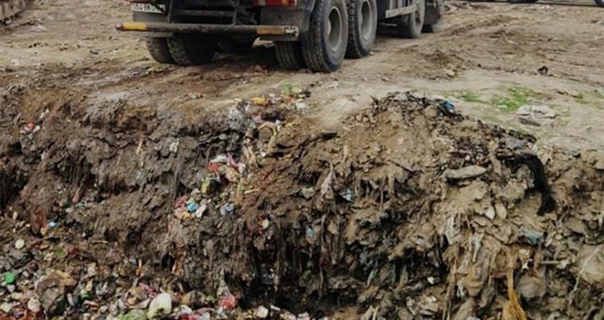Vaxtı keçmiş qida məhsulları məhv edildi Vaxtı keçmiş qida məhsulları məhv edildi