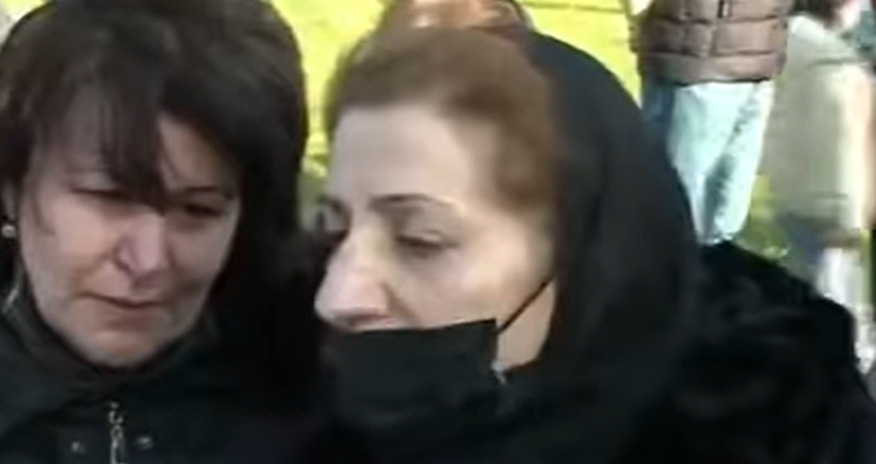 “O, məni hər şeyə hazırlayırdı” - Şəhid Ceyhunun anası(VİDEO) “O, məni hər şeyə hazırlayırdı” - Şəhid Ceyhunun anası(VİDEO)