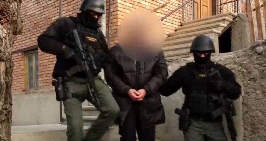 Gürcüstanda “oğru dünyası”nın 10 üzvü saxlanıldı Gürcüstanda “oğru dünyası”nın 10 üzvü saxlanıldı