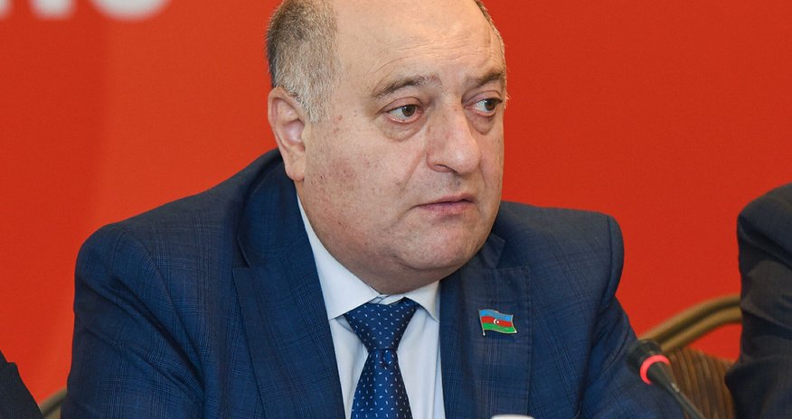 "Ailələrdəki maddi problem məni narahat edir" - DEPUTAT "Ailələrdəki maddi problem məni narahat edir" - DEPUTAT