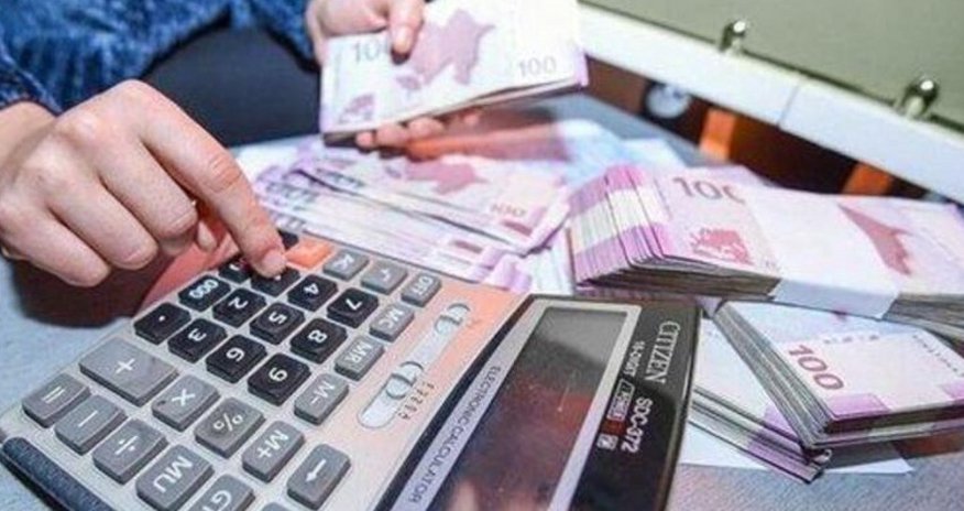 Qazi və şəhid ailələrinin 5,6 milyon manatlıq borcları ödənilib Qazi və şəhid ailələrinin 5,6 milyon manatlıq borcları ödənilib