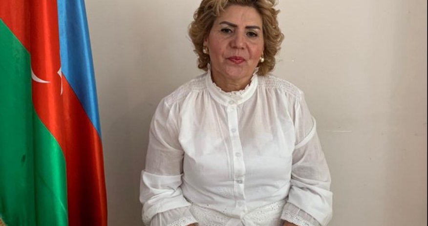 Bakıda direktor məktəbdə şagirdləri döydü - VİDEO - RƏSMİ AÇIQLAMA Bakıda direktor məktəbdə şagirdləri döydü - VİDEO - RƏSMİ AÇIQLAMA