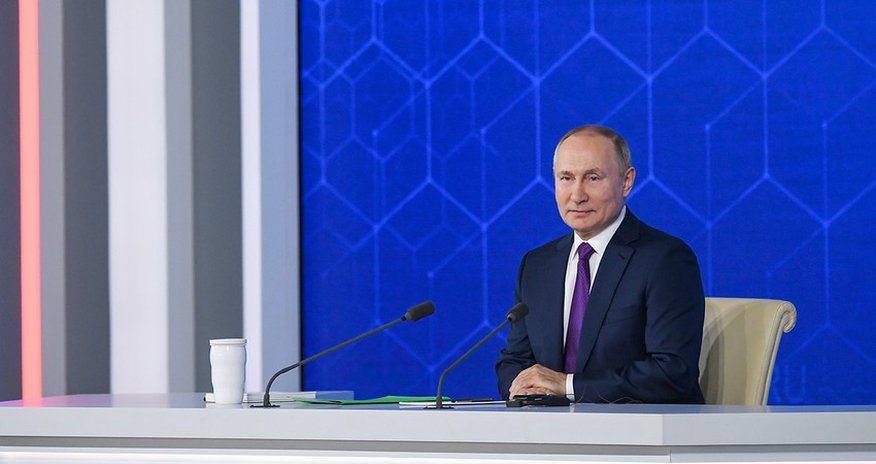 Biden warns Putin with personal sanctions Biden warns Putin with personal sanctions