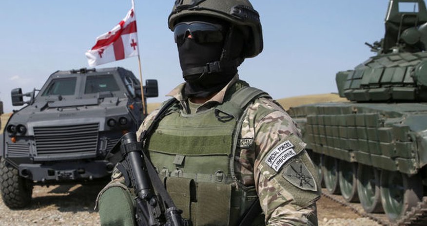 Турция подарила грузинской армии два трактора и 13 пикапов Турция подарила грузинской армии два трактора и 13 пикапов