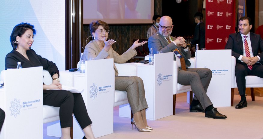 Azercell поддержал Baku International HR Forum Azercell поддержал Baku International HR Forum