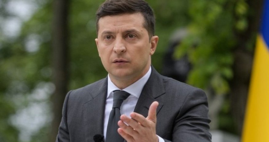 Zelenski xalqa müraciət etdi Zelenski xalqa müraciət etdi