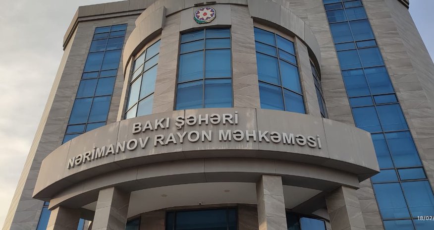 Məhkəmə yolu bağlayan TIR sürücülərini 30 günlük həbs etdi Məhkəmə yolu bağlayan TIR sürücülərini 30 günlük həbs etdi