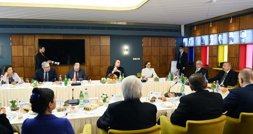 Prezident deputatların Ermənistana səfərindən danışıb Prezident deputatların Ermənistana səfərindən danışıb