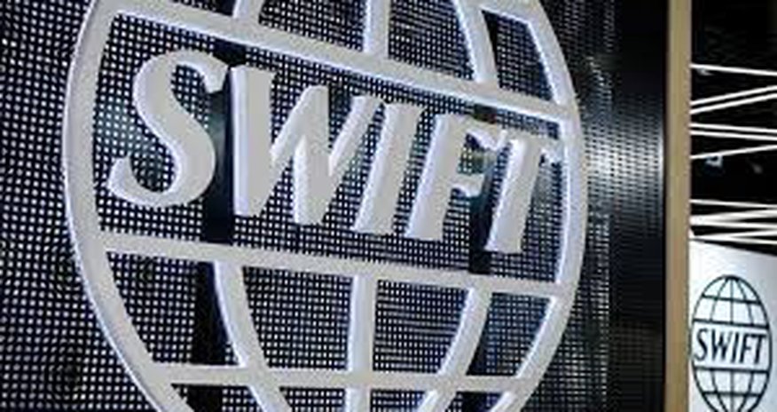 Britaniya Rusiyanı SWIFT ödəniş sistemindən ayırmaq istəyir Britaniya Rusiyanı SWIFT ödəniş sistemindən ayırmaq istəyir