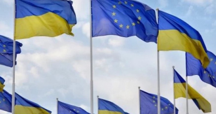 ЕС выделяет украинской армии полмиллиарда евро ЕС выделяет украинской армии полмиллиарда евро