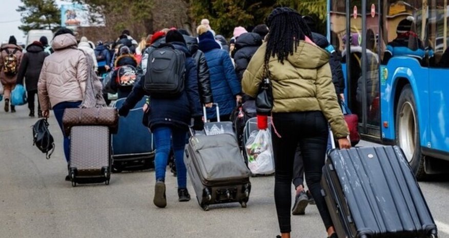 Ukraynada 12 milyon insan məcburi köçkünə çevrilib Ukraynada 12 milyon insan məcburi köçkünə çevrilib