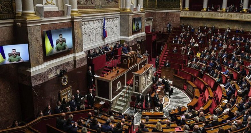 Zelenski Fransa parlamentində çıxış etdi Zelenski Fransa parlamentində çıxış etdi