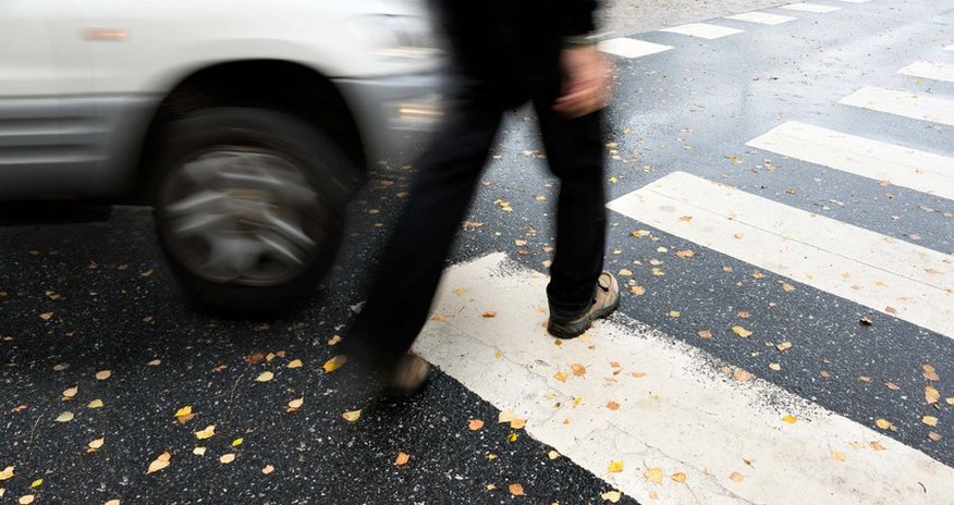 Bakıda avtomobil piyadanı vuraraq öldürüb Bakıda avtomobil piyadanı vuraraq öldürüb