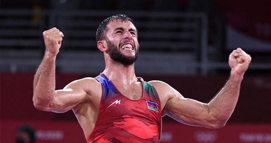 Rafiq Hüseynov üçqat Avropa çempionu oldu Rafiq Hüseynov üçqat Avropa çempionu oldu