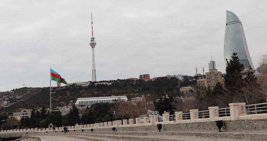 Sabah güclü külək əsəcək, dağlara qar yağacaq Sabah güclü külək əsəcək, dağlara qar yağacaq