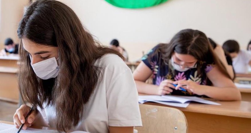 Sertifikat ala bilməyənlərin dövlət qulluğuna xitam veriləcək Sertifikat ala bilməyənlərin dövlət qulluğuna xitam veriləcək