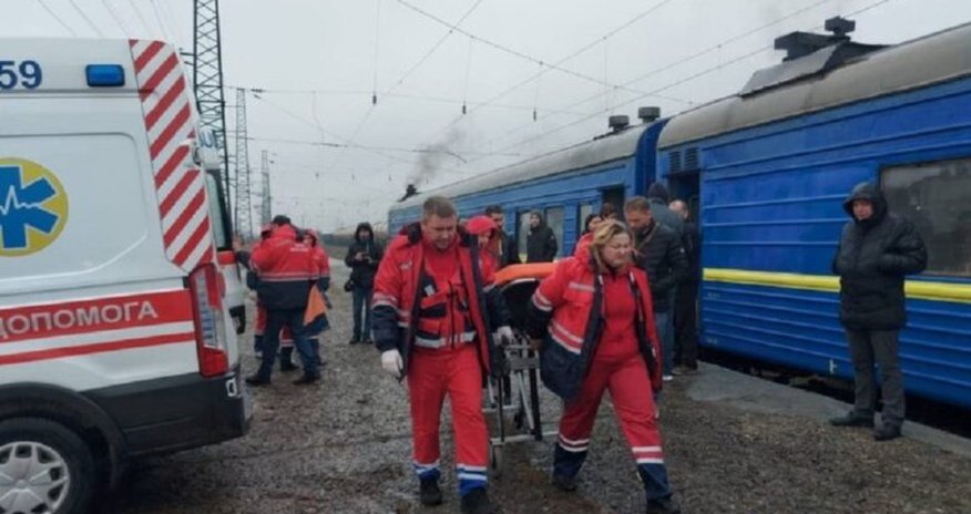Пять железнодорожных станций в Украине попали под обстрел Пять железнодорожных станций в Украине попали под обстрел