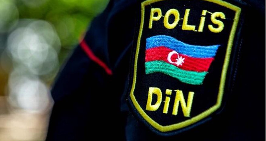Vətəndaş DİN-in binasının qarşısında özünü yandırıb- YENİLƏNİB Vətəndaş DİN-in binasının qarşısında özünü yandırıb- YENİLƏNİB
