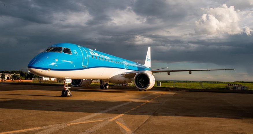 Авиакомпания KLM отменила 56 рейсов на выходных Авиакомпания KLM отменила 56 рейсов на выходных