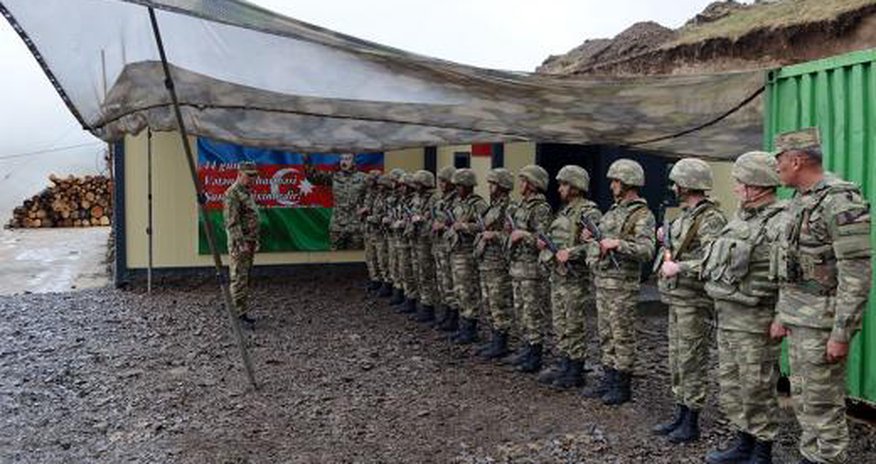 Глава Генштаба ВС Азербайджана посетил воинские части на границе с Арменией Глава Генштаба ВС Азербайджана посетил воинские части на границе с Арменией