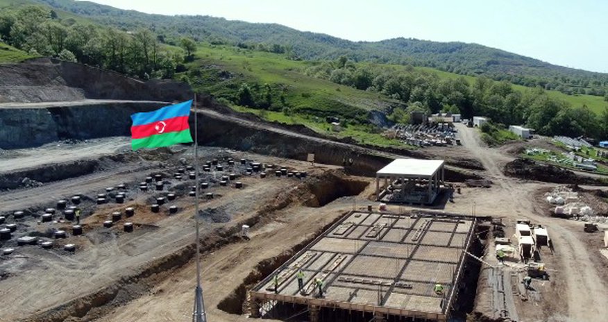 Kəlbəcərdən Laçına yüksəkgərginlikli elektrik xətti çəkilir - VİDEO Kəlbəcərdən Laçına yüksəkgərginlikli elektrik xətti çəkilir - VİDEO
