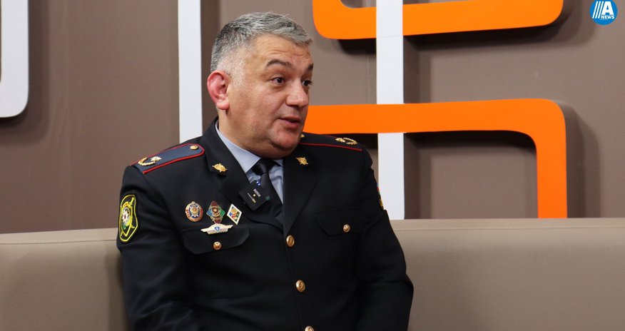 Polisdə vəzifə tutan məmur qohumları hamısı yaxşı oğlanlardır - MÜSAHİBƏ- VİDEO Polisdə vəzifə tutan məmur qohumları hamısı yaxşı oğlanlardır - MÜSAHİBƏ- VİDEO
