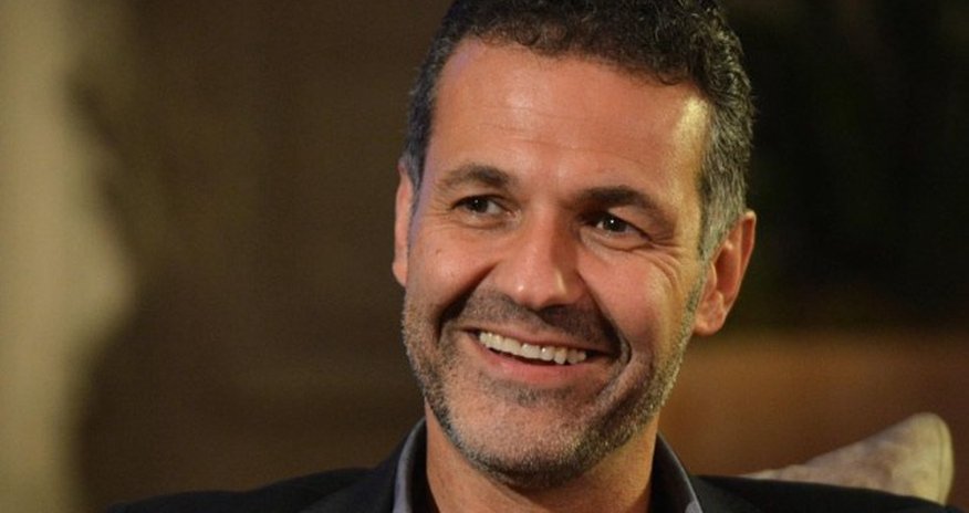 Xalid Hüseyninin oğlu cinsiyyətini dəyişdi - Foto Xalid Hüseyninin oğlu cinsiyyətini dəyişdi - Foto