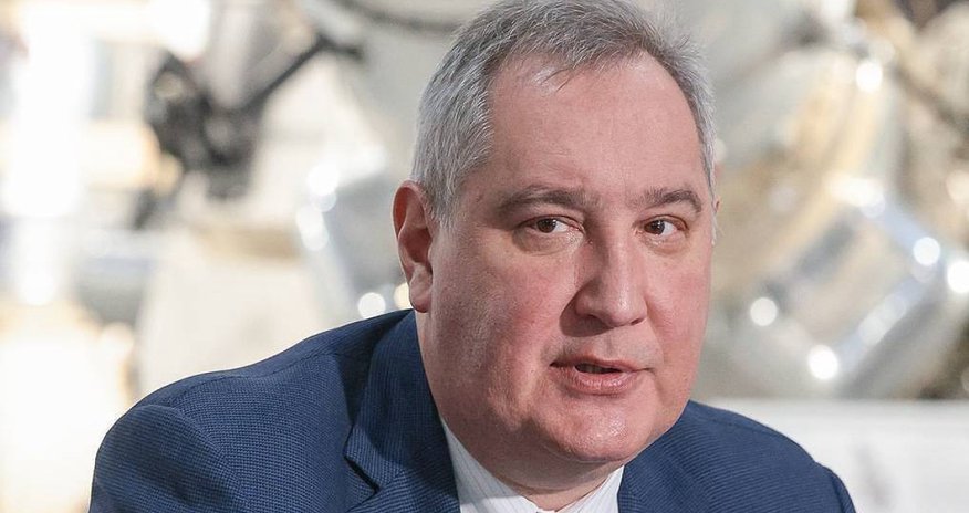 Putin Roqozini “Roskosmos”un rəhbəri postundan azad edib Putin Roqozini “Roskosmos”un rəhbəri postundan azad edib