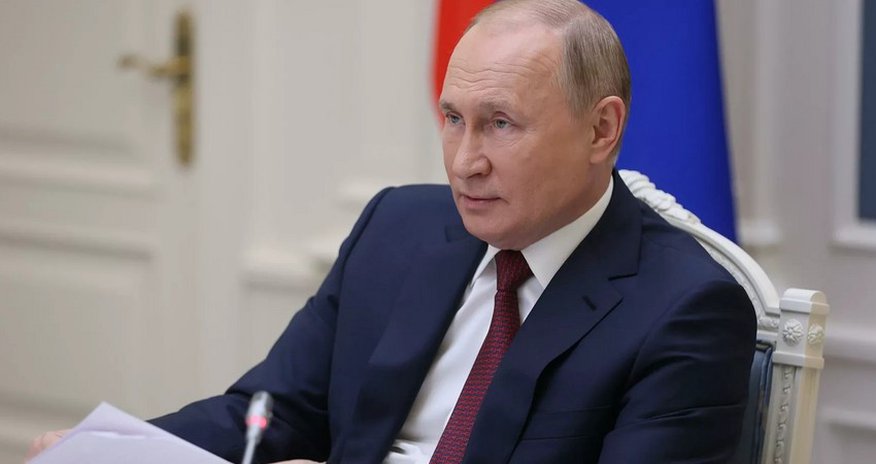 Putin embarks on visit to Iran Putin embarks on visit to Iran