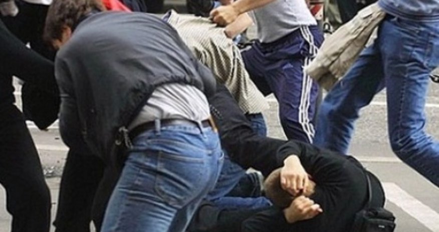 Bakı sakininə qarşı 4 nəfər quldurluq edib Bakı sakininə qarşı 4 nəfər quldurluq edib