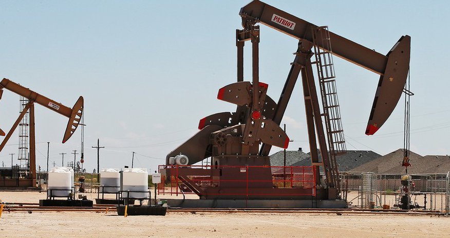 Azerbaijani oil drops by nearly $4 Azerbaijani oil drops by nearly $4