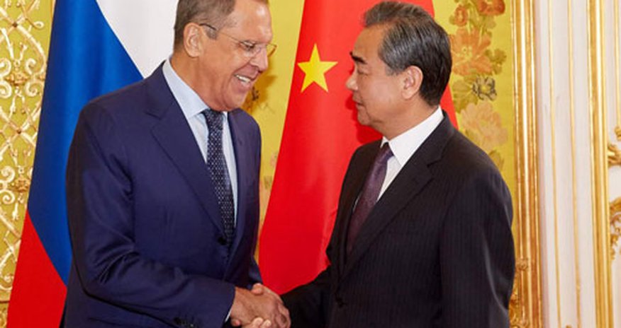 Lavrov çinli həmkarı ilə Ukraynanı müzakirə etdi Lavrov çinli həmkarı ilə Ukraynanı müzakirə etdi