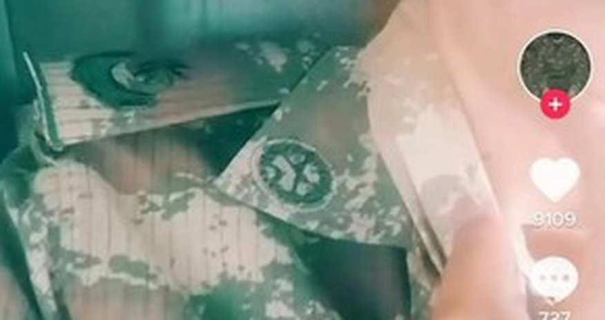 “TikTok”da özünü hərbçi kimi təqdim edən qadınla bağlı AÇIQLAMA “TikTok”da özünü hərbçi kimi təqdim edən qadınla bağlı AÇIQLAMA