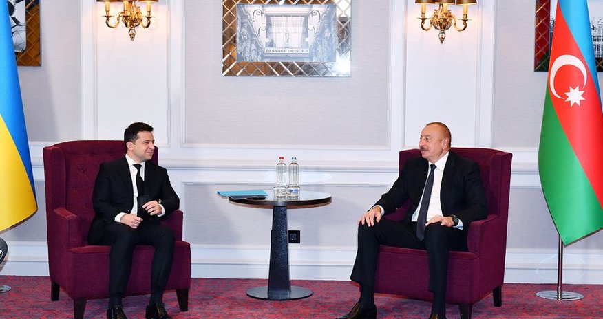 Azerbaijani President congratulates Ukrainian counterpart Azerbaijani President congratulates Ukrainian counterpart