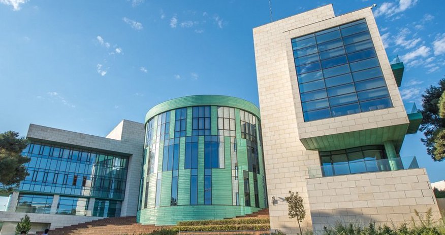 ADA Universiteti sığortaçı seçir ADA Universiteti sığortaçı seçir