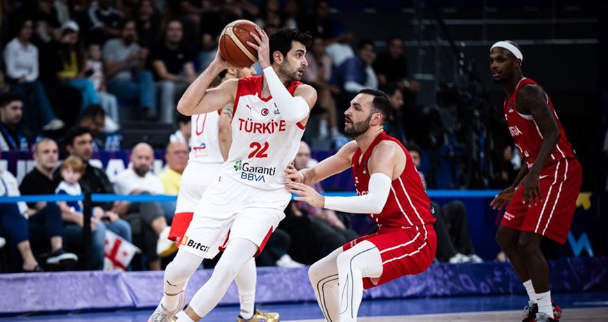 Türkiyə basketbolçusu Gürcüstanda döyülüb Türkiyə basketbolçusu Gürcüstanda döyülüb