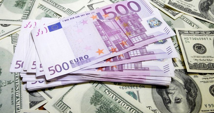 US dollar falls against euro US dollar falls against euro
