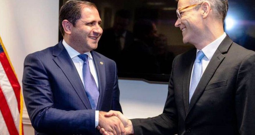Armenian defense minister meets Pentagon deputy head Armenian defense minister meets Pentagon deputy head