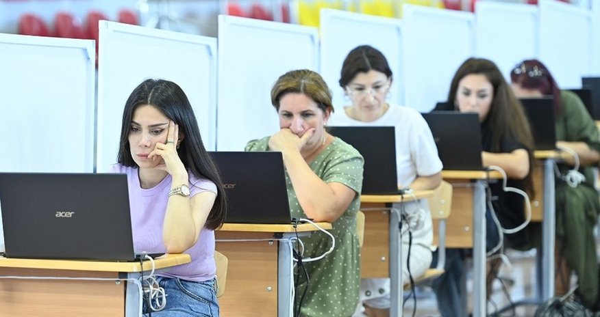 Müəllimlərin sertifikasiyasının müsahibə mərhələsi başlayıb Müəllimlərin sertifikasiyasının müsahibə mərhələsi başlayıb