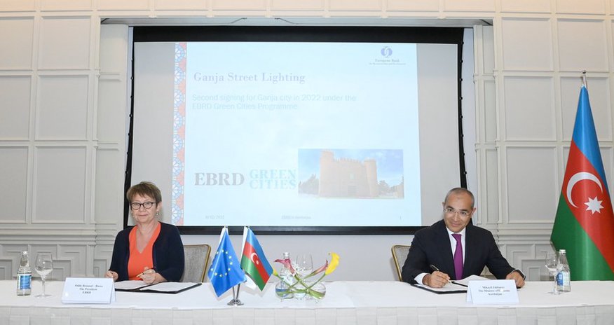 Azərbaycan EBRD ilə iki sənəd imzalayıb Azərbaycan EBRD ilə iki sənəd imzalayıb