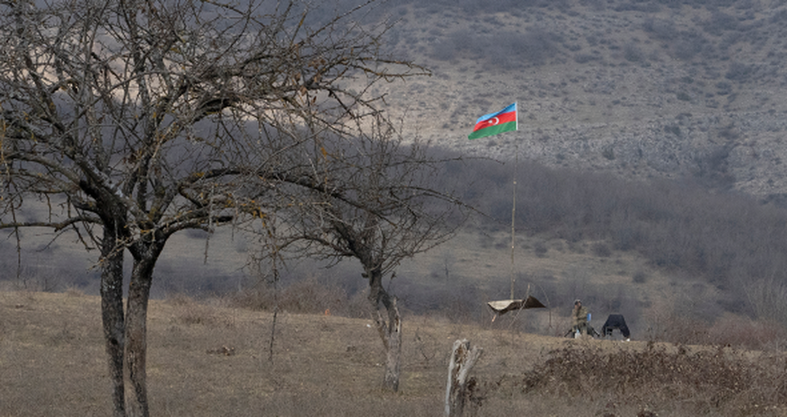 Ermənistan-Azərbaycan sərhədində döyüşlər yenidən başladı Ermənistan-Azərbaycan sərhədində döyüşlər yenidən başladı