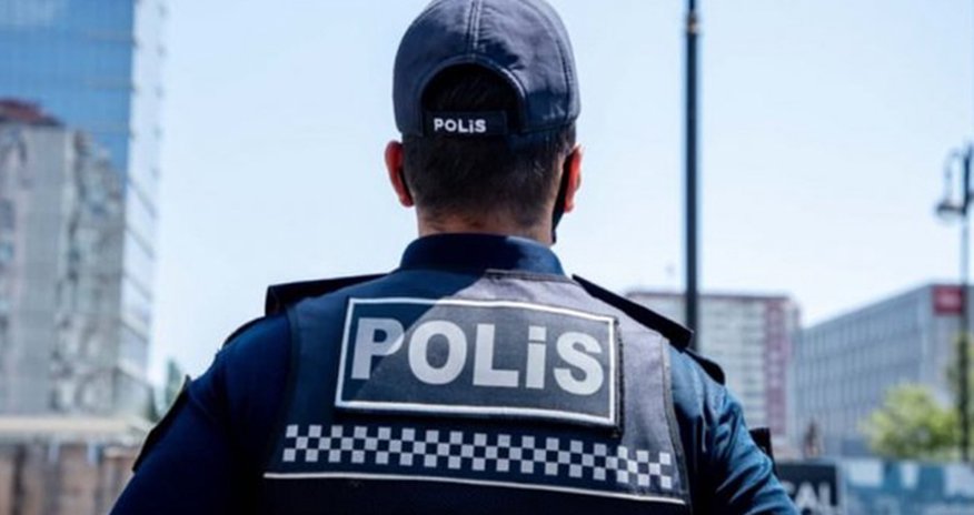 “Koroğlu”da polis vətəndaşları niyə yoxlayıb? “Koroğlu”da polis vətəndaşları niyə yoxlayıb?
