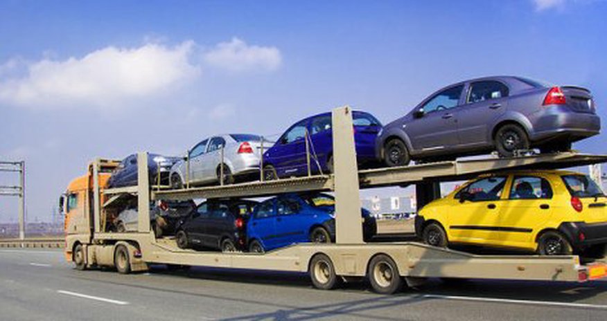 В Азербайджане упростили процесс регистрации импортируемых автомобилей В Азербайджане упростили процесс регистрации импортируемых автомобилей