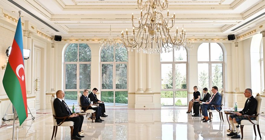 Ilham Aliyev thanks British ambassador for learning Azerbaijani language Ilham Aliyev thanks British ambassador for learning Azerbaijani language