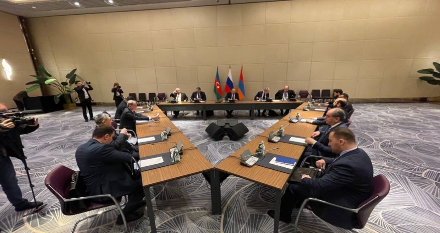 Ceyhun Bayramov, Lavrov və Mirzoyanın görüşü BAŞLAYIB Ceyhun Bayramov, Lavrov və Mirzoyanın görüşü BAŞLAYIB