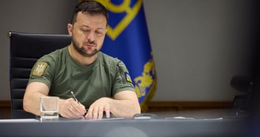 Зеленский: ВС России сегодня выпустили по Украине 36 ракет Зеленский: ВС России сегодня выпустили по Украине 36 ракет