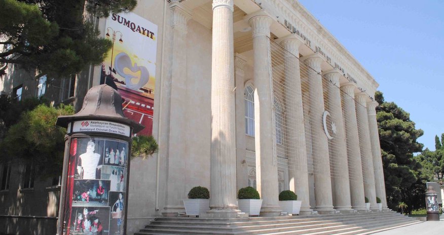 Teatrın işçilərinin maaşı 8 aydır verilmir? - Rəsmi açıqlama Teatrın işçilərinin maaşı 8 aydır verilmir? - Rəsmi açıqlama