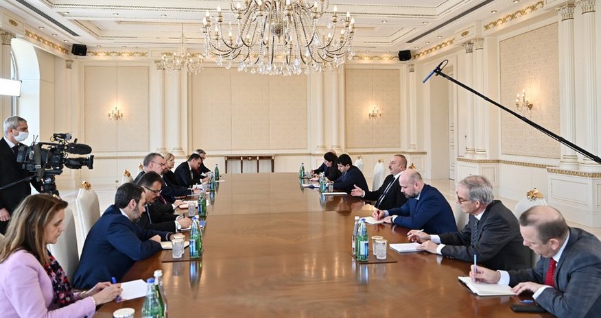 Президент Азербайджана принял специального посла ЕС по Восточному партнерству Президент Азербайджана принял специального посла ЕС по Восточному партнерству