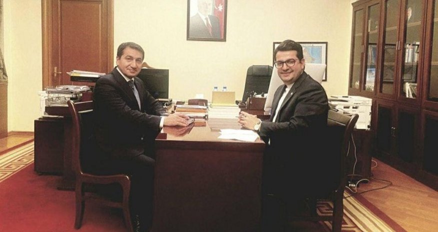 Hikmət Hacıyev İran səfiri ilə iki ölkə arasındakı münasibətləri müzakirə edib Hikmət Hacıyev İran səfiri ilə iki ölkə arasındakı münasibətləri müzakirə edib