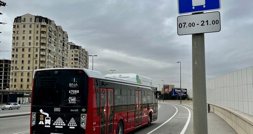 В Баку по маршруту №7А введена в эксплуатацию автобусная полоса В Баку по маршруту №7А введена в эксплуатацию автобусная полоса